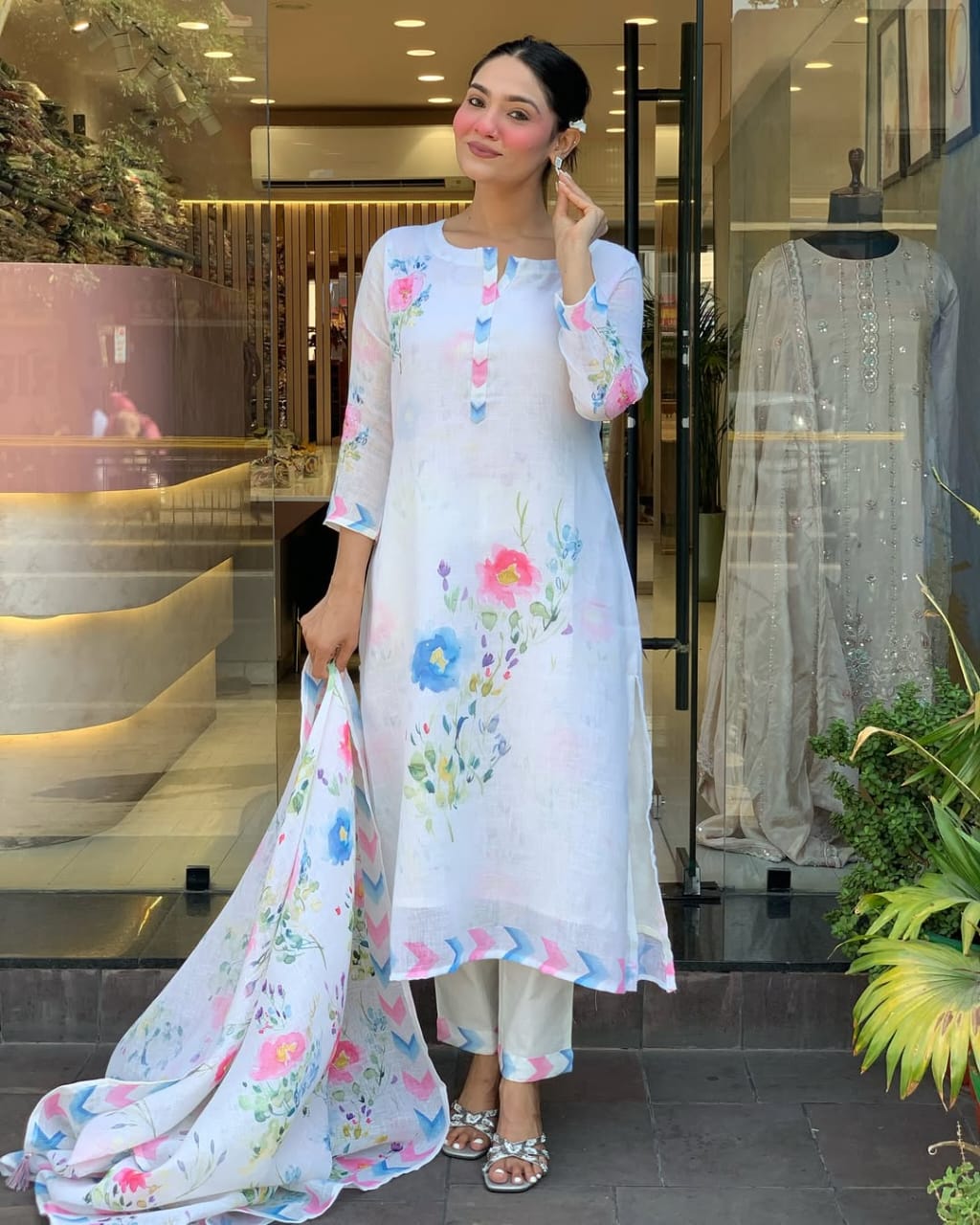 WhatsApp Image 2025-10-05 at 6.21.53 PM (1)